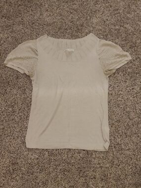 Banana Republic Cream Short-Sleeve Knit Top with Lace Sleeves